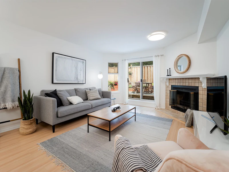 44 - 3960 Canada Way, Burnaby BC V5G 1G7