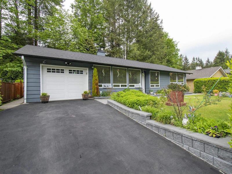 1345 Arborlynn Drive, North Vancouver BC V7J 2V6