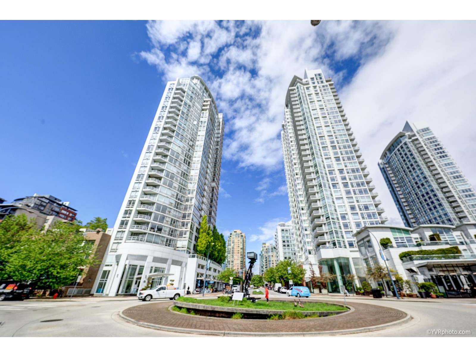 702-1201 Marinaside Crescent, Vancouver, BC, V6Z 2V2