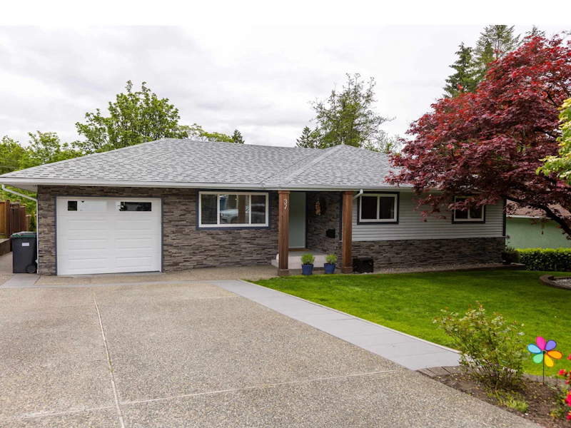 37 Mount Royal Drive, Port Moody BC V3H 1P7