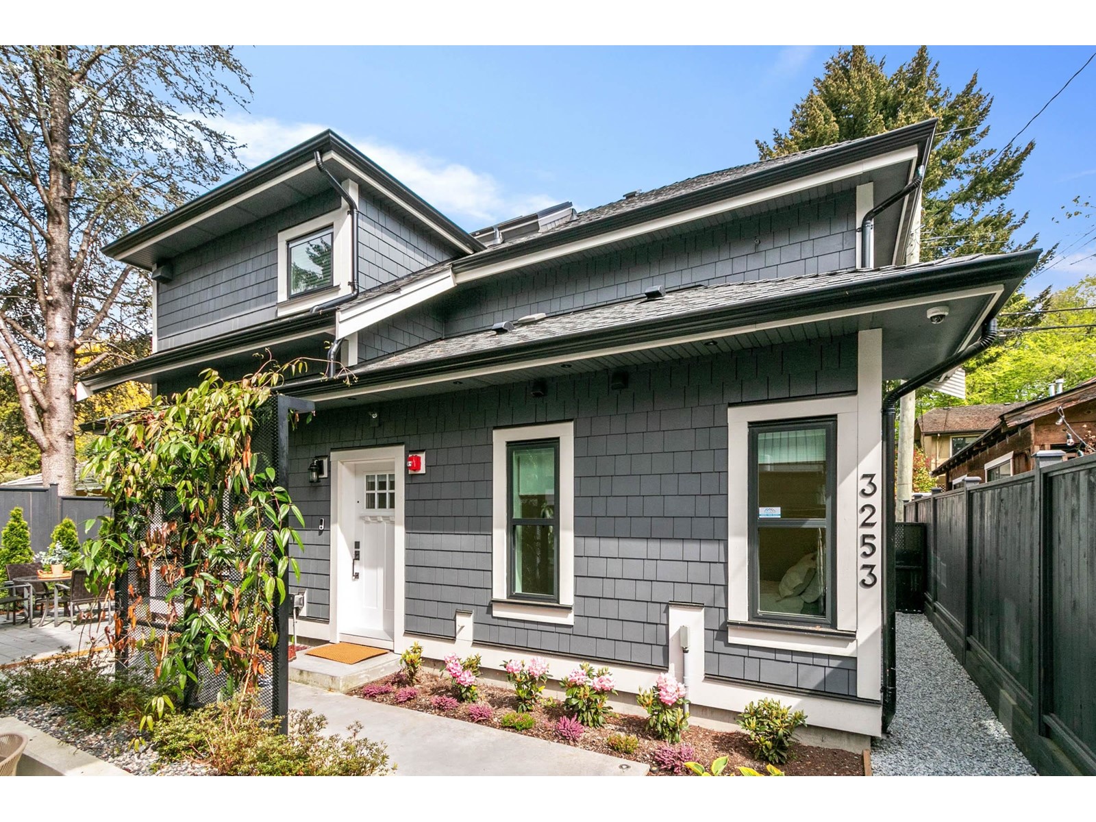 3253 West King Edward Avenue, Vancouver, BC, V6L 1V6
