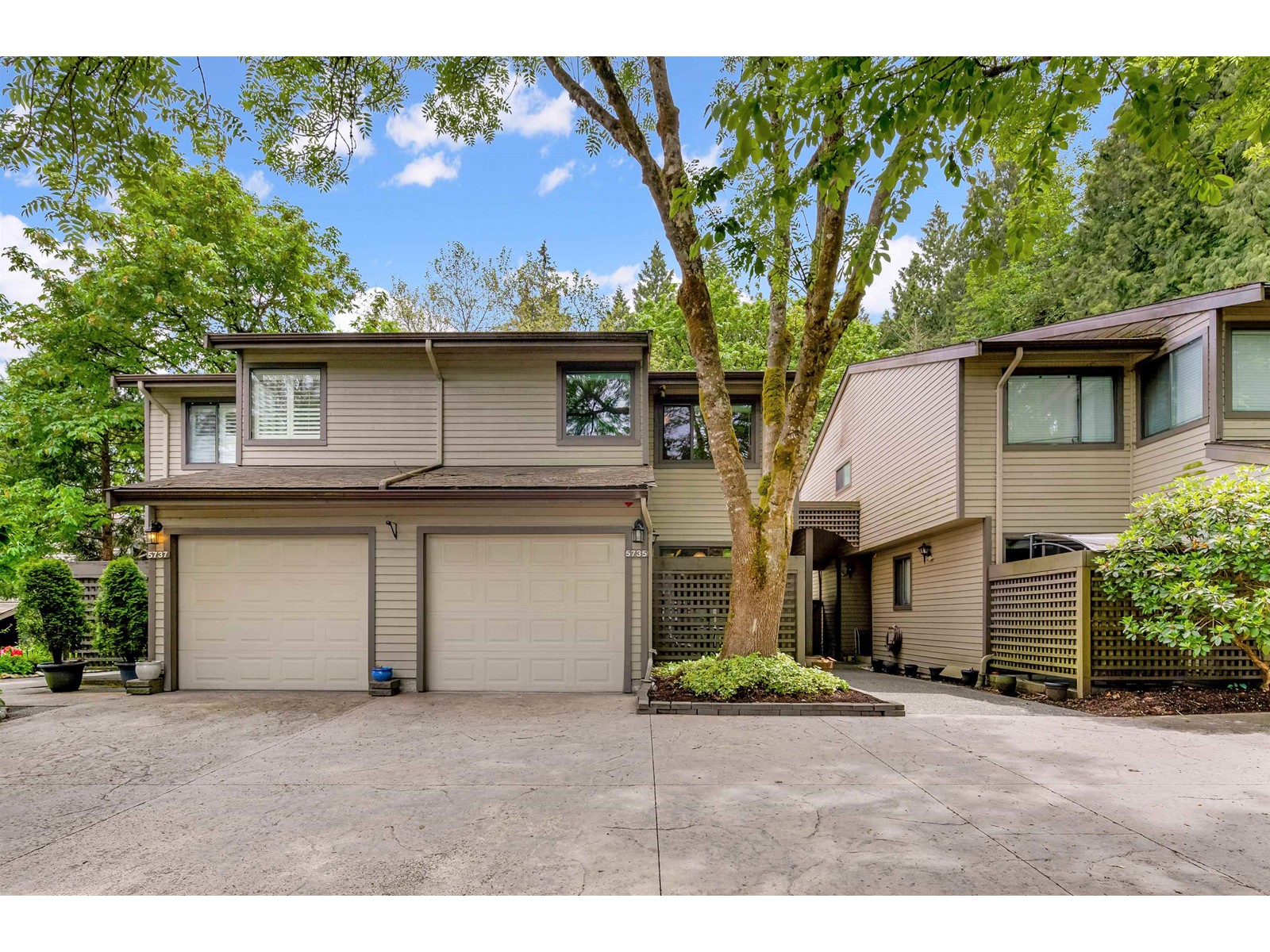 5735 Mayview Circle, Burnaby, BC, V5E 4B7