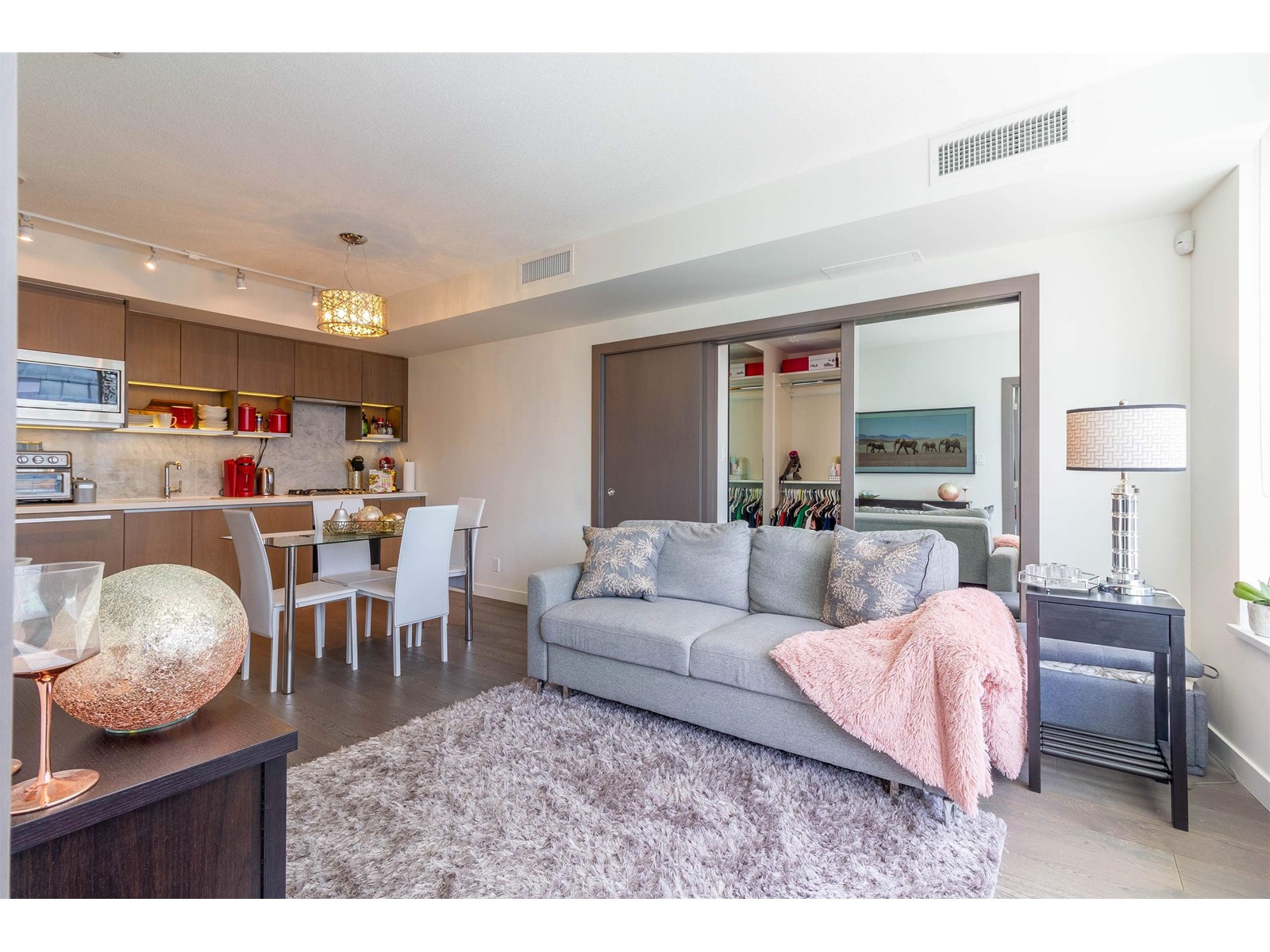 2010-68 Smithe Street, Vancouver, BC, V6B 0P4