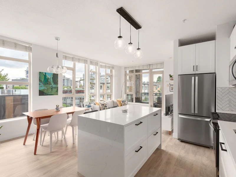 401 - 205 E 10th Avenue, Vancouver BC V5T 4V6