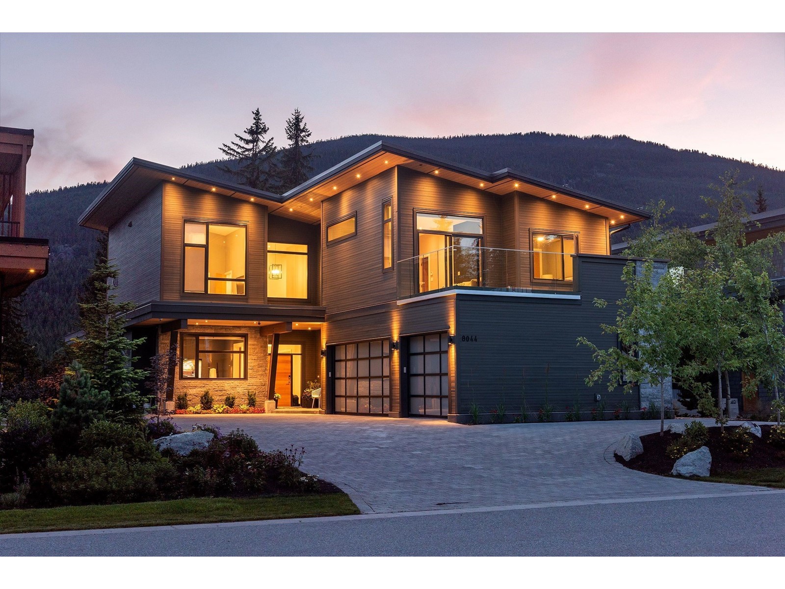 8044 Cypress Place, Whistler, BC, V0N 1B0