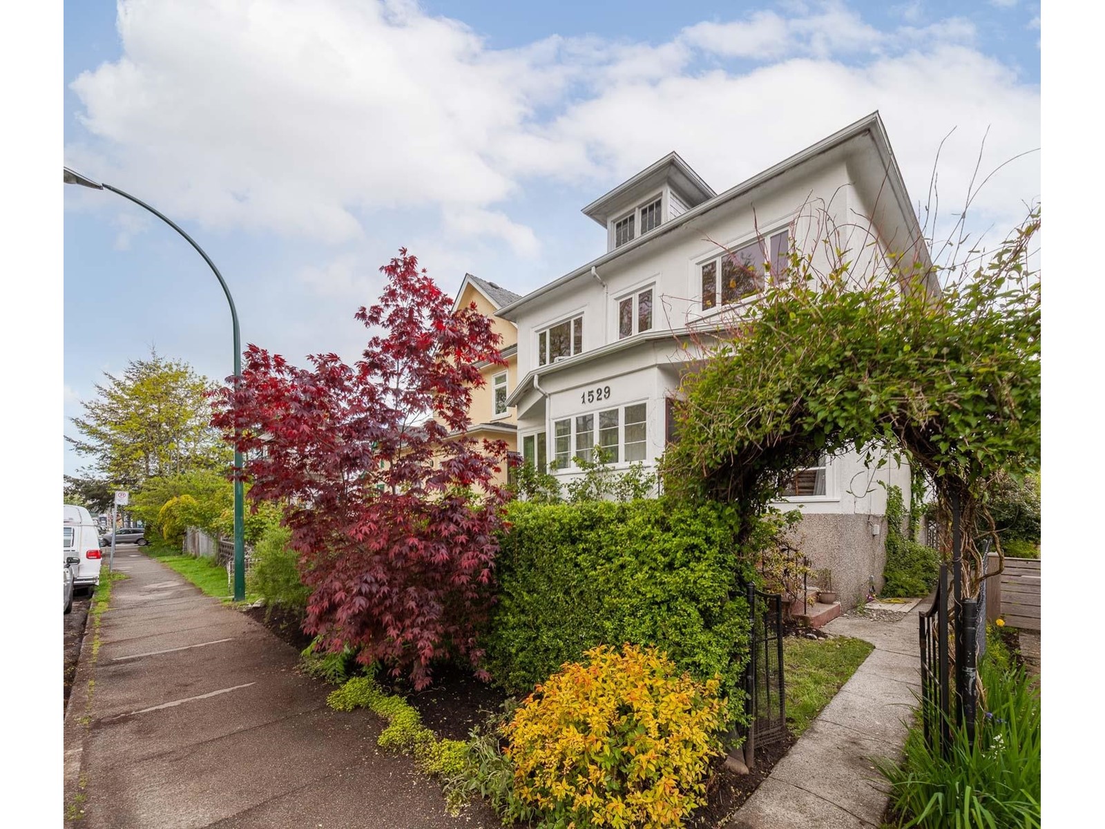 1529 Frances Street, Vancouver, BC, V5L 1Z2