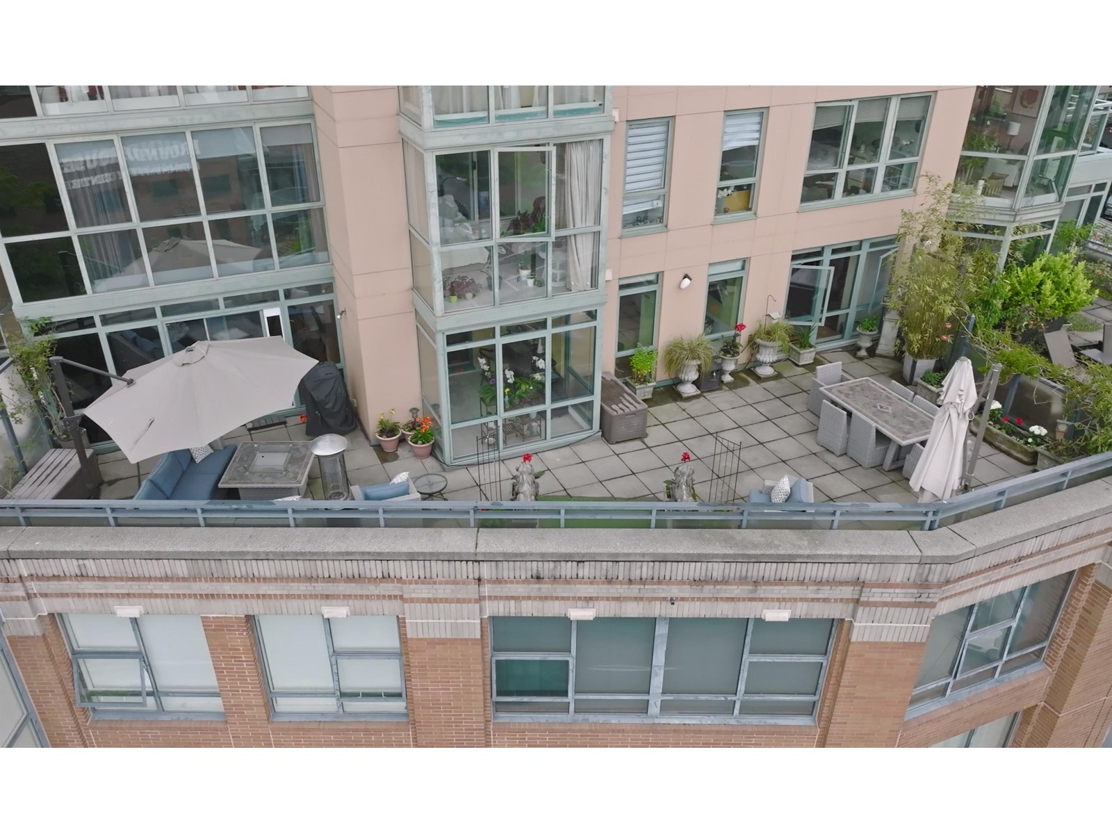 603-212 Davie Street, Vancouver, BC, V6B 5Z4