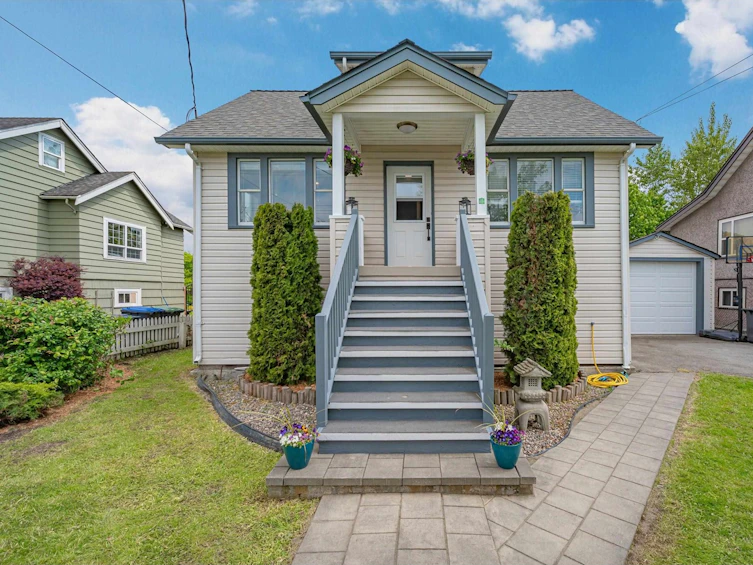 235 Pembina Street, New Westminster, BC, V3M 5J3