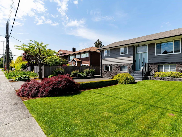 730 East 17th Street, North Vancouver, BC, V7L 2W8