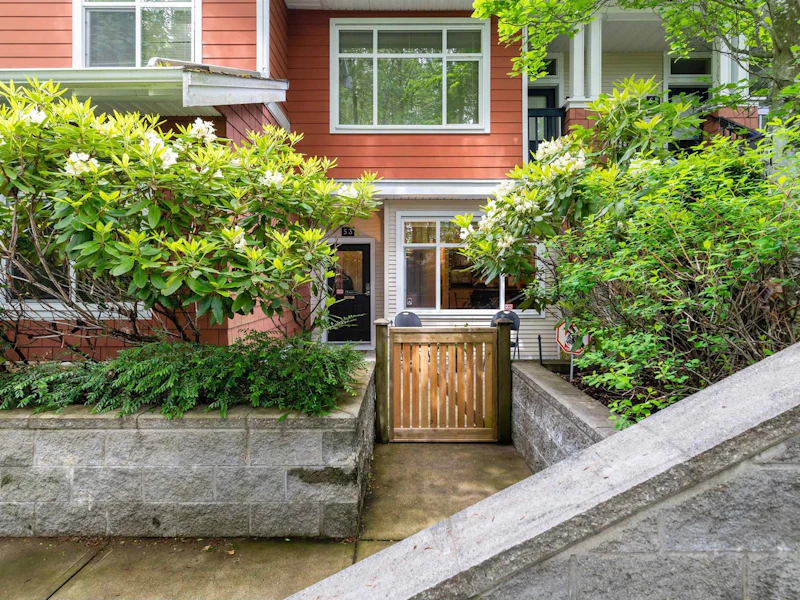 53 - 6878 Southpoint Drive, Burnaby BC V3N 5E4