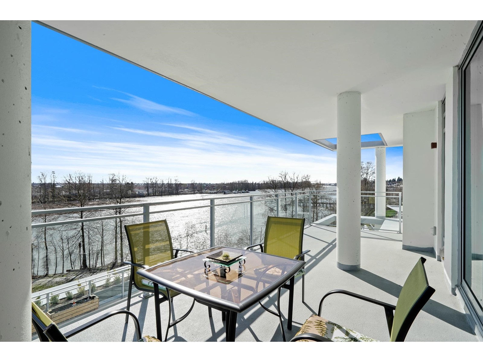 705-3198 Riverwalk Avenue, Vancouver, BC, V5S 0E8
