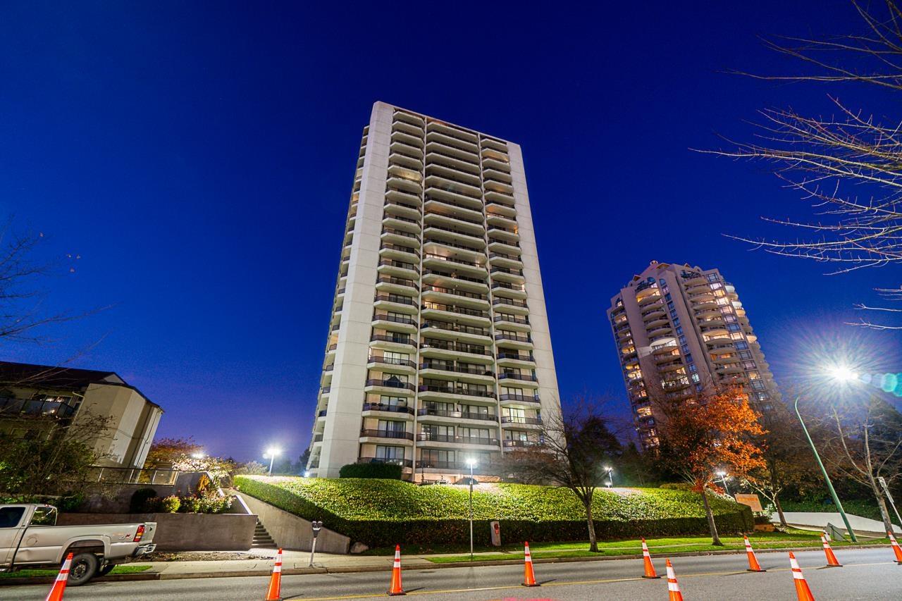 2504-4353 Halifax Street, Burnaby, BC, V5C 5Z4