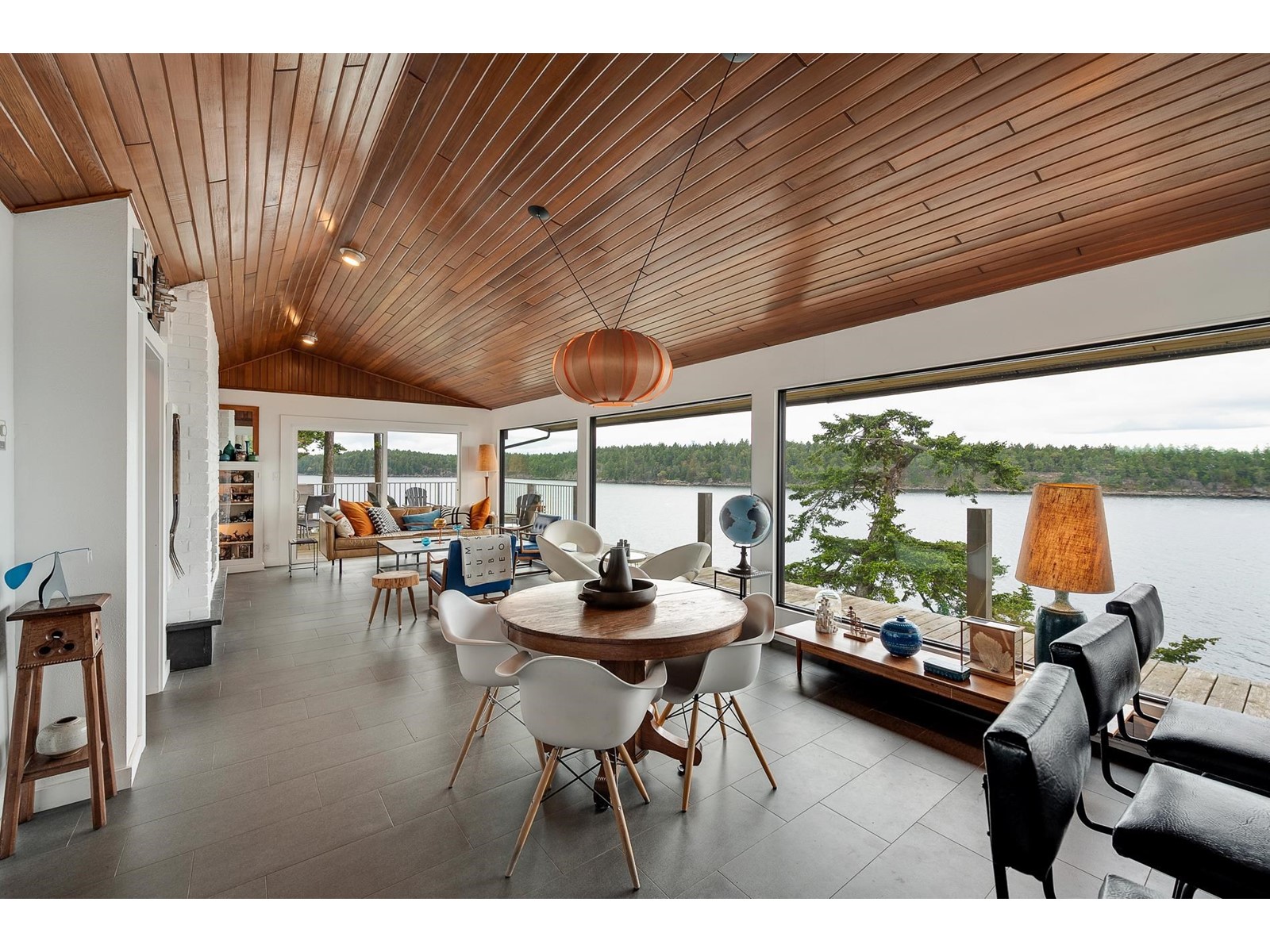 741 Wilks Road, Mayne Island, BC, V0N 2J1