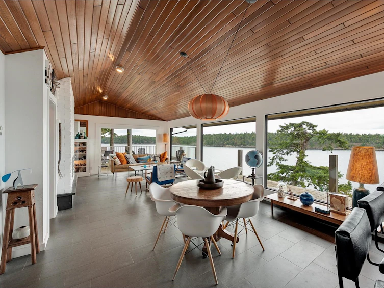 741 Wilks Road, Mayne Island, BC, V0N 2J1