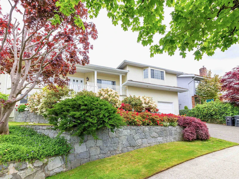 7305 Queenston Court, Burnaby BC V5A 3M5