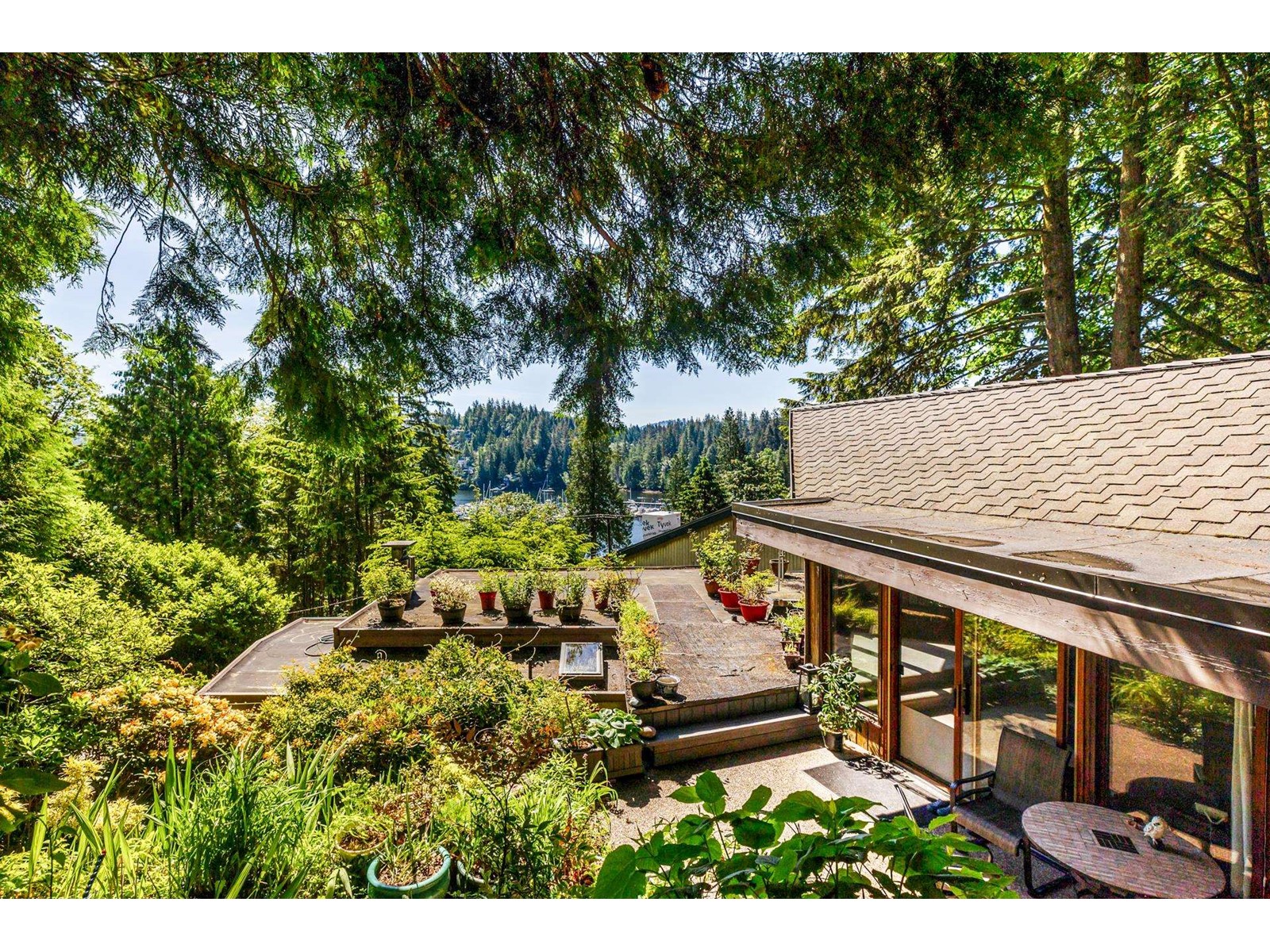 2501 Panorama Drive, North Vancouver, BC, V7G 1V4
