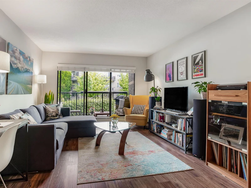 205 - 288 E 14th Avenue, Vancouver BC V5T 2M6