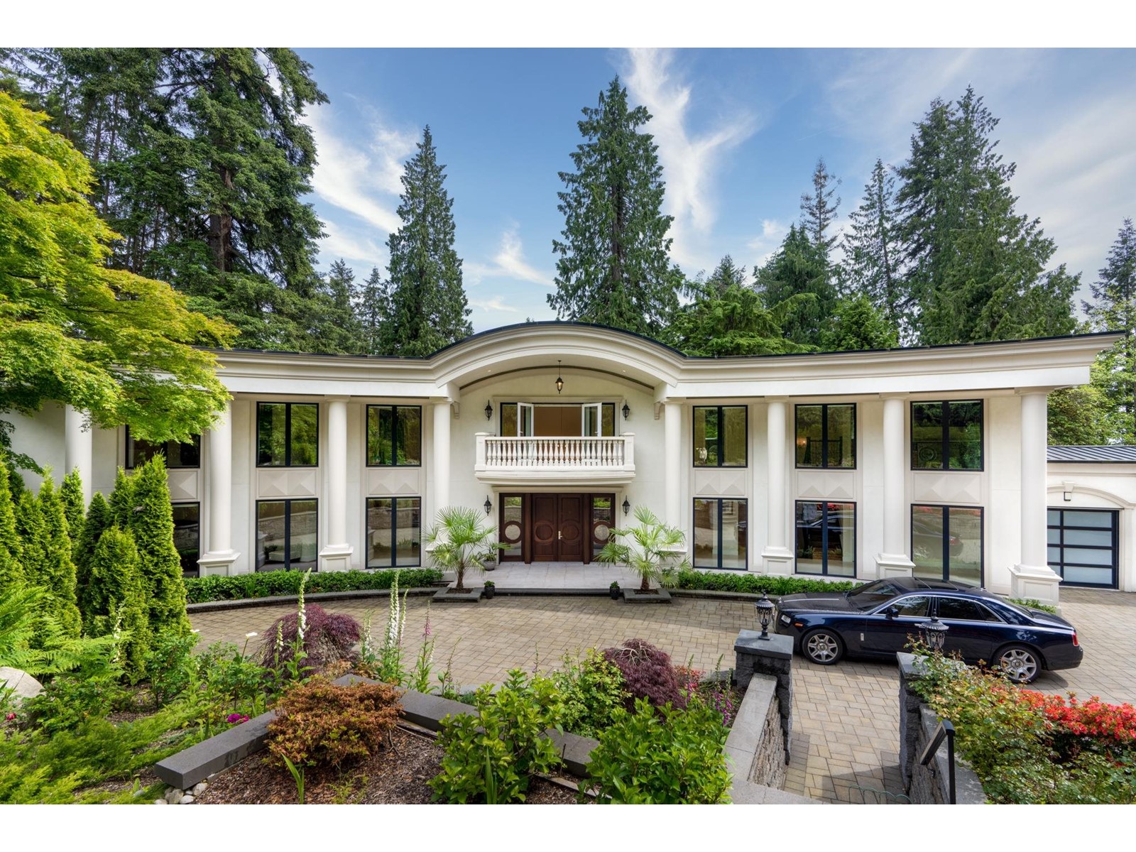 1760 29th Street, West Vancouver, BC, V7V 4M8