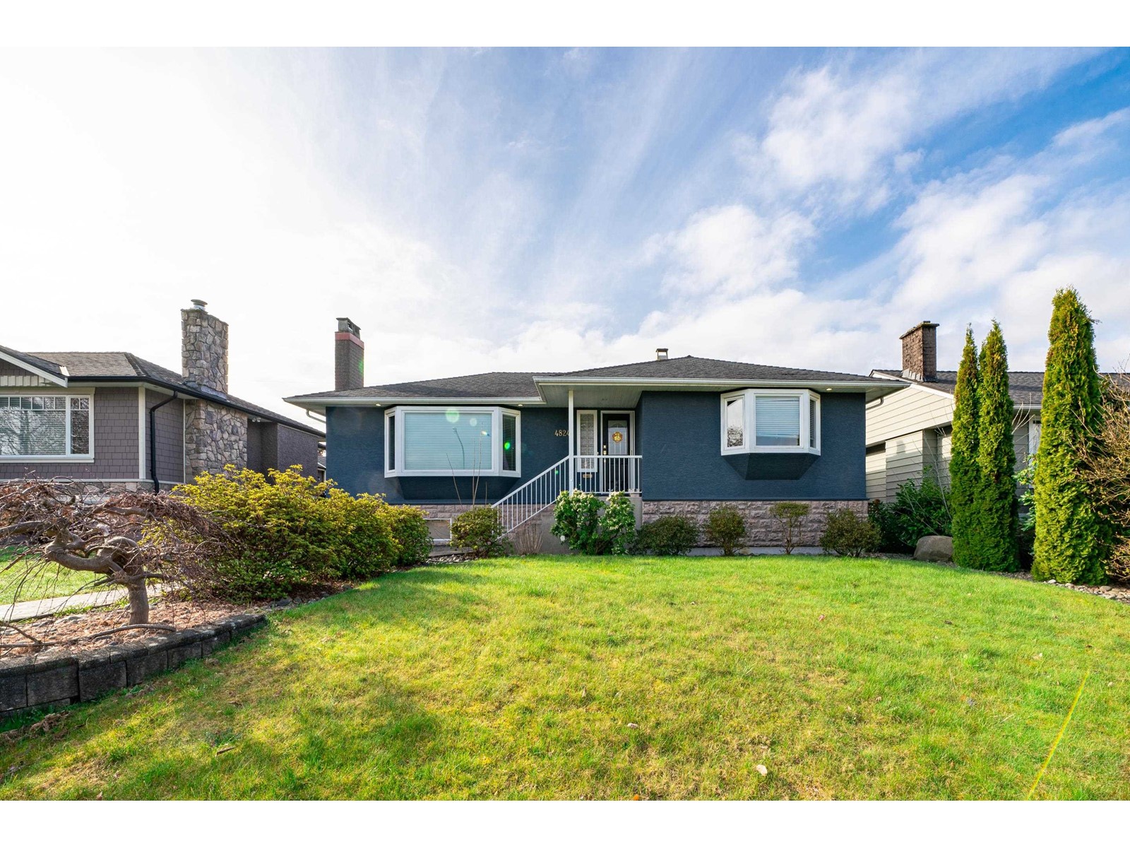 4824 Fairlawn Drive, Burnaby, BC, V5C 3R8