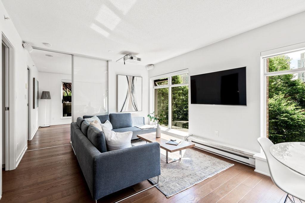 404-1055 Homer Street, Vancouver, BC, V6B 1G3