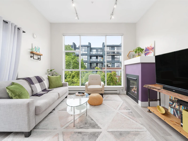 401 - 2268 W 12th Avenue, Vancouver BC V6K 2N5