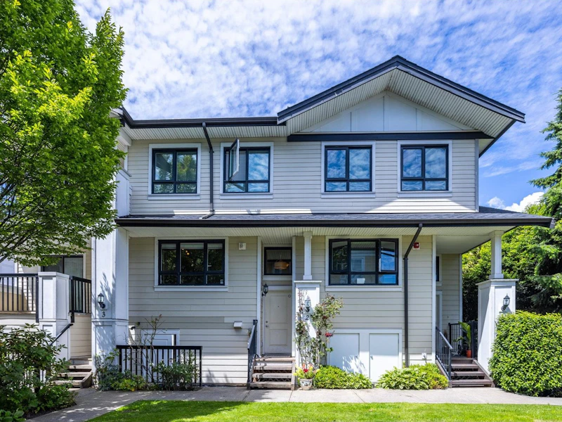 2 - 1130 Ewen Avenue, New Westminster BC V3M 5E4