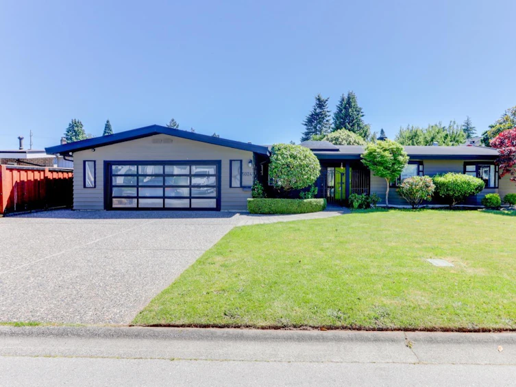 5024 Erin Way, Delta, BC, V4M 1K1