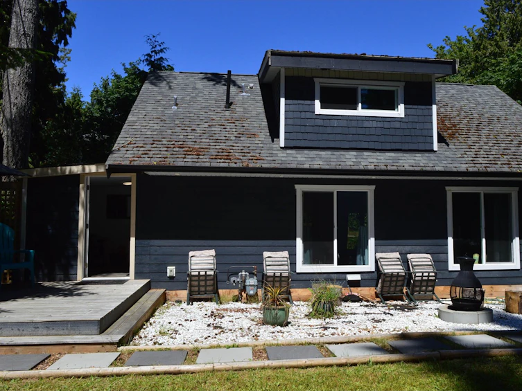 8052 Alderwood, Halfmoon Bay, BC, V7Z 1C8