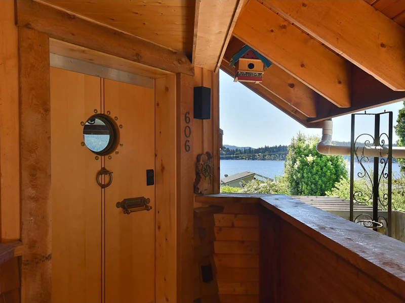 606 Seaview Road, Gibsons BC