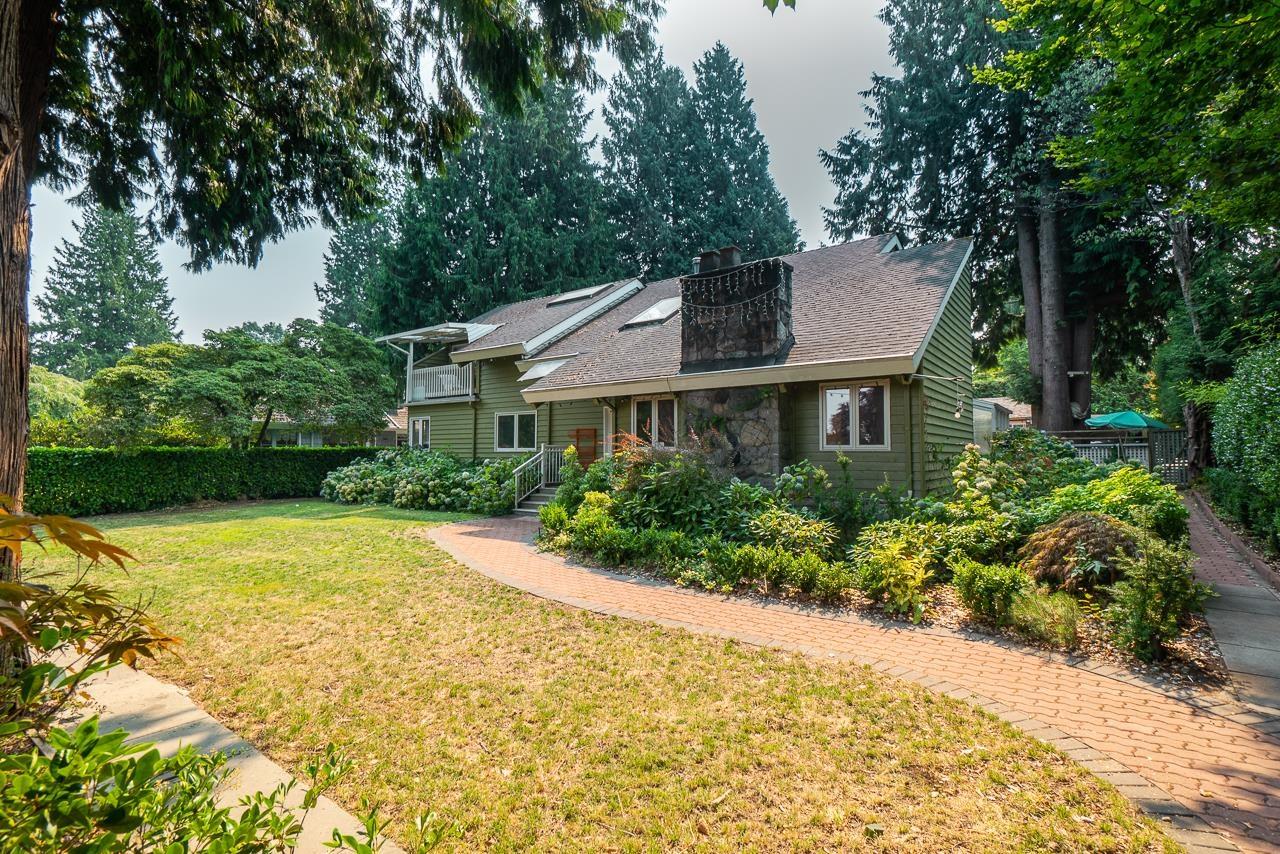 1928 West 37th Avenue, Vancouver, BC, V6M 1N6