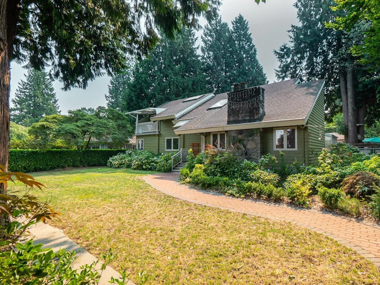 1928 West 37th Avenue, Vancouver, BC, V6M 1N6