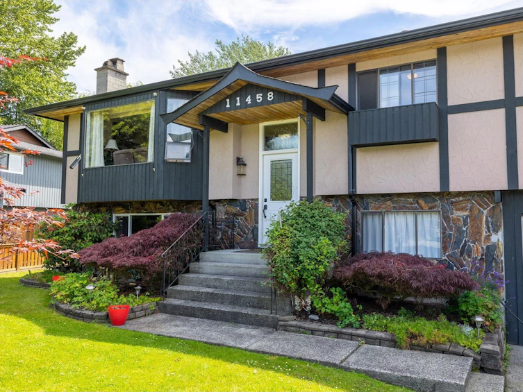 11458 Wildwood Crescent, Pitt Meadows, BC, V3Y 1N1