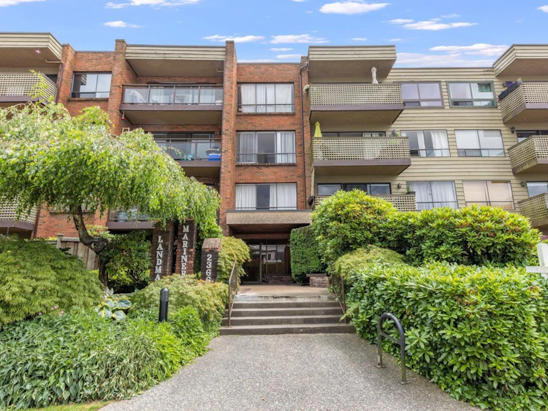 207 - 2366 Wall Street, Vancouver BC V5L 4Y1