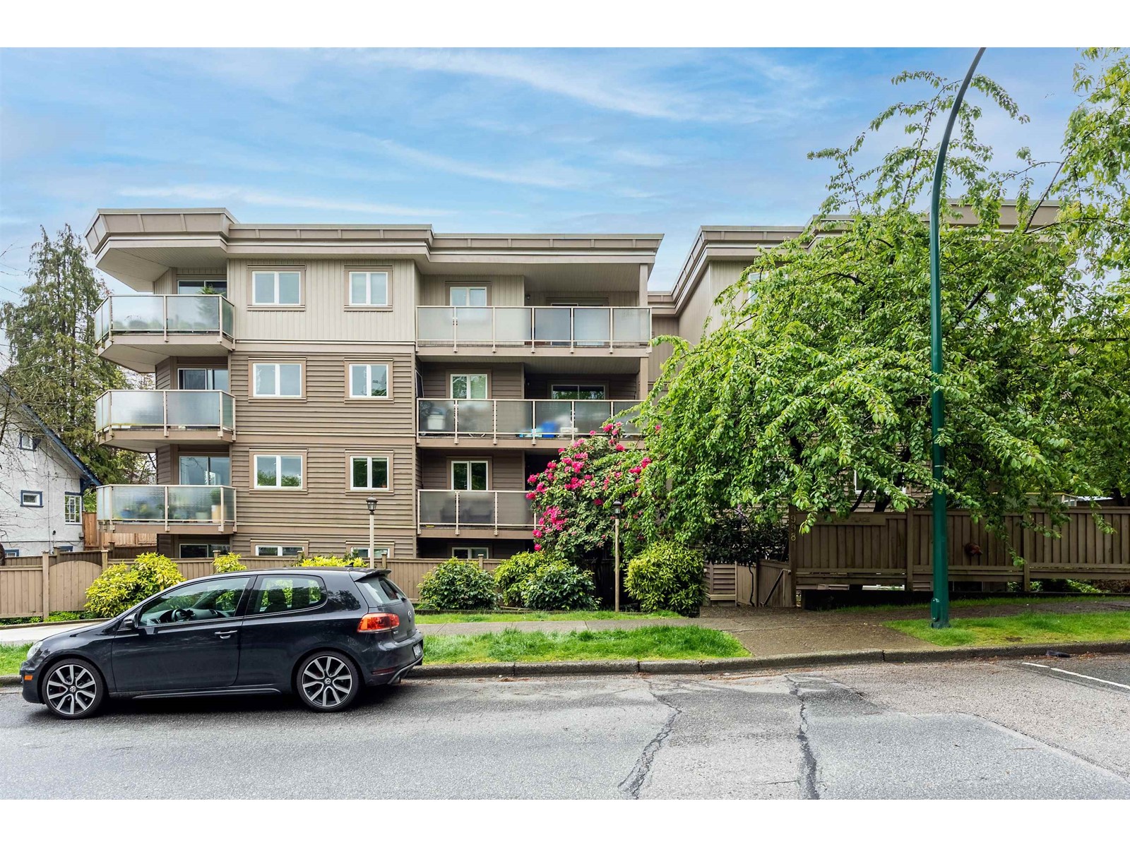 301-998 West 19th Avenue, Vancouver, BC, V5Z 1X5