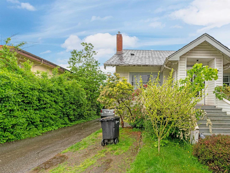 4426 Imperial Street, Burnaby, BC, V5J 1B3