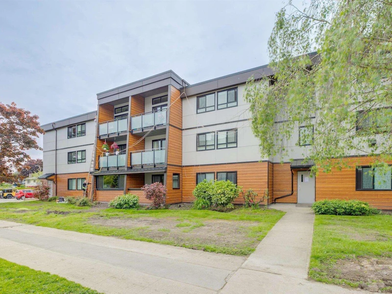 201 - 3411 Springfield Drive, Richmond BC V7E 1Z1