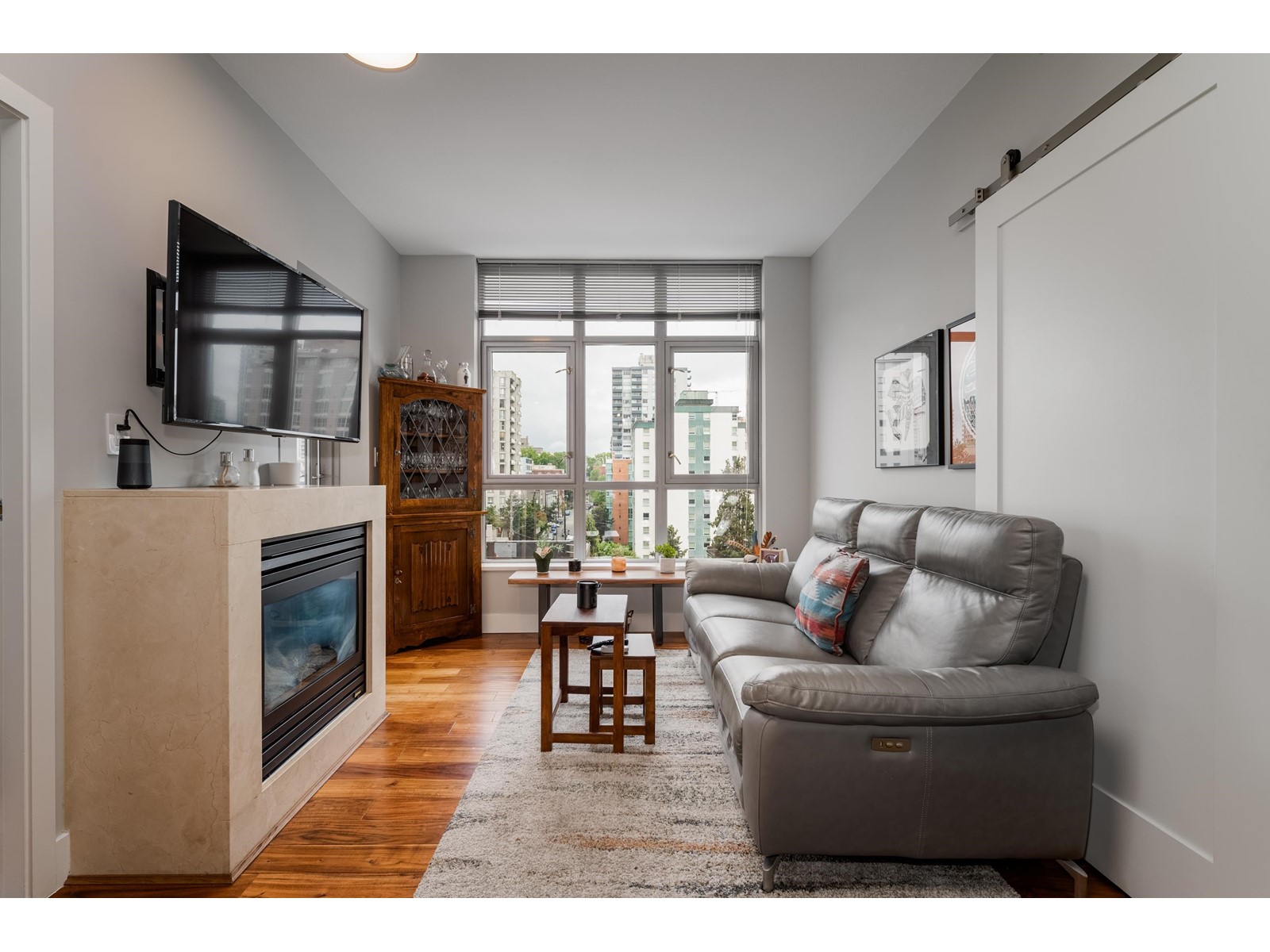 801-1050 Smithe Street, Vancouver, BC, V6E 4T4