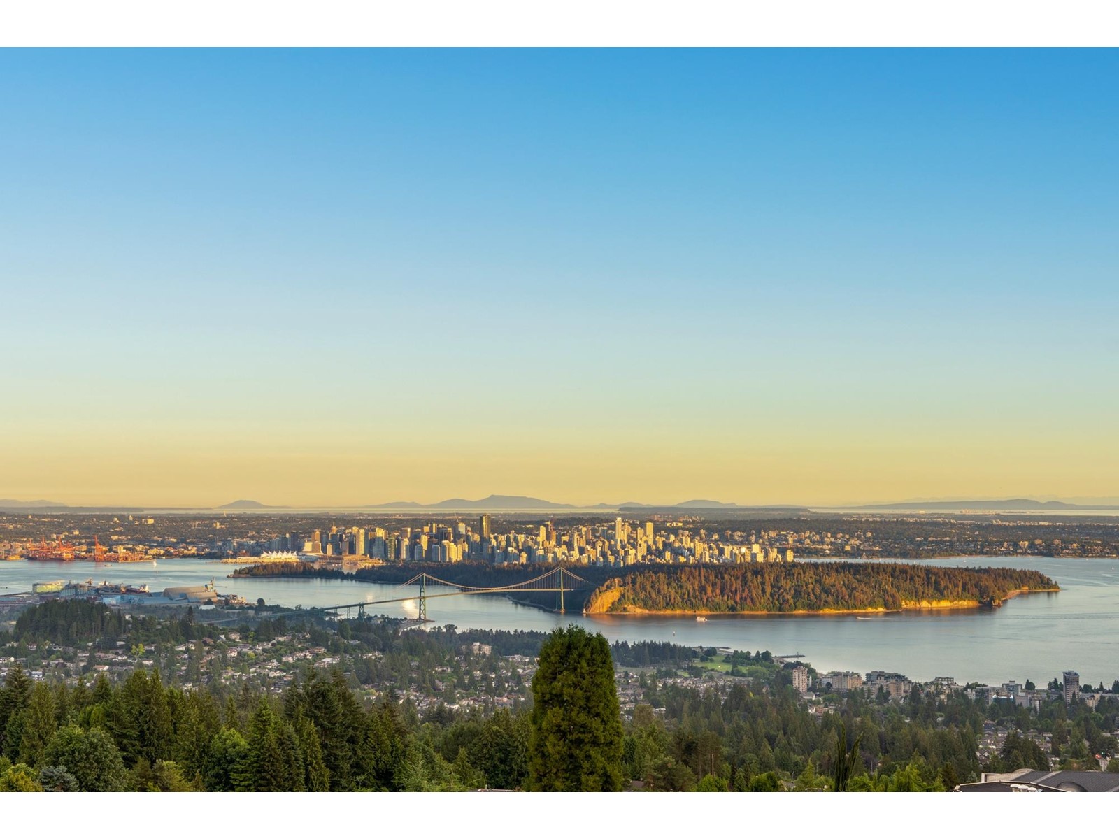 1430 Bramwell Road, West Vancouver, BC, V7S 2N9