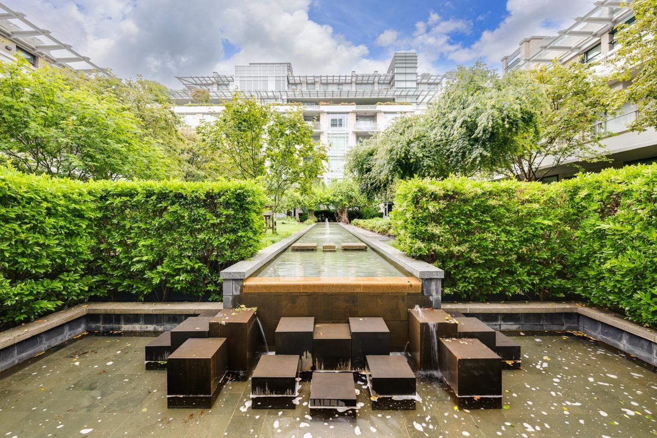 310-77 Walter Hardwick Avenue, Vancouver, BC, V5Y 0C6