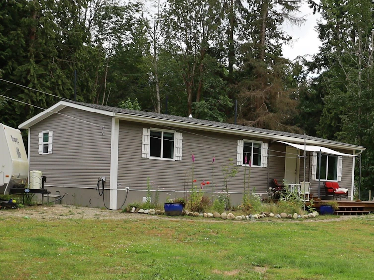 4206 Sunshine Coast Highway, Sechelt, BC, V7Z 0A4