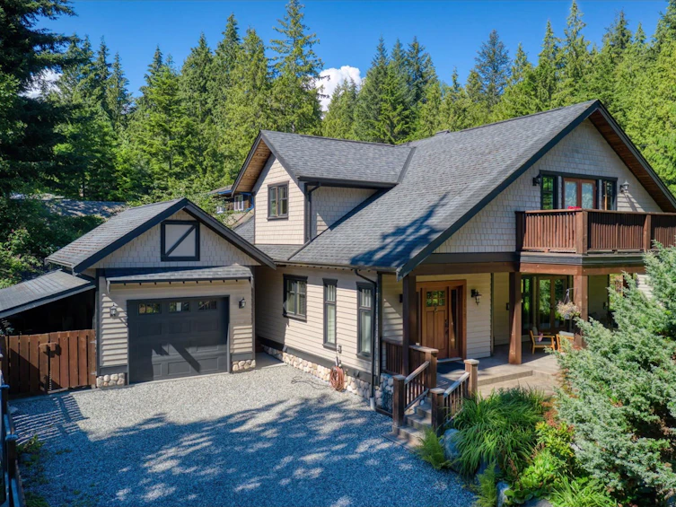 1453 Park Avenue, Roberts Creek, BC, V0N 2W2