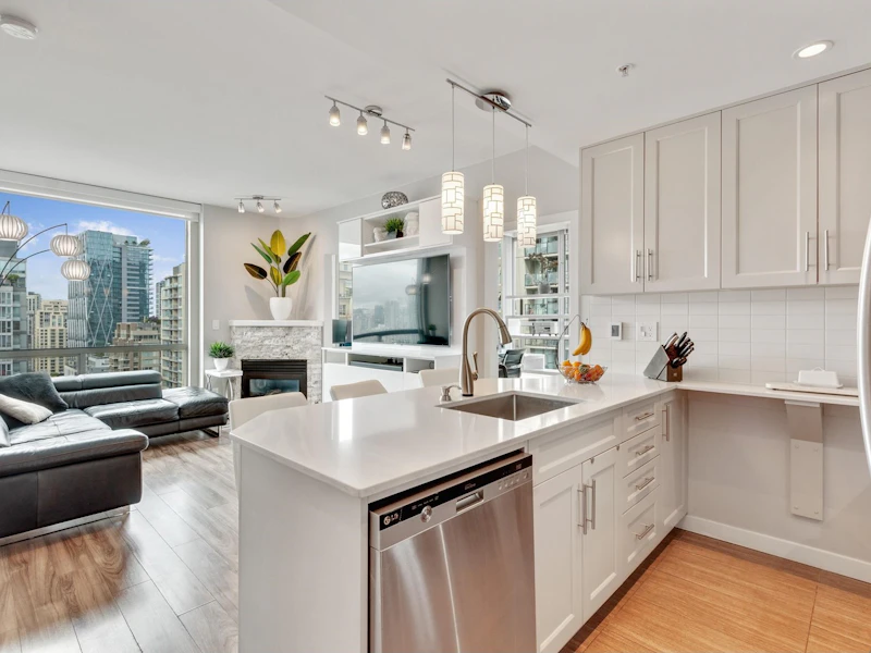 1906 - 928 Richards Street, Vancouver BC V6B 6P6