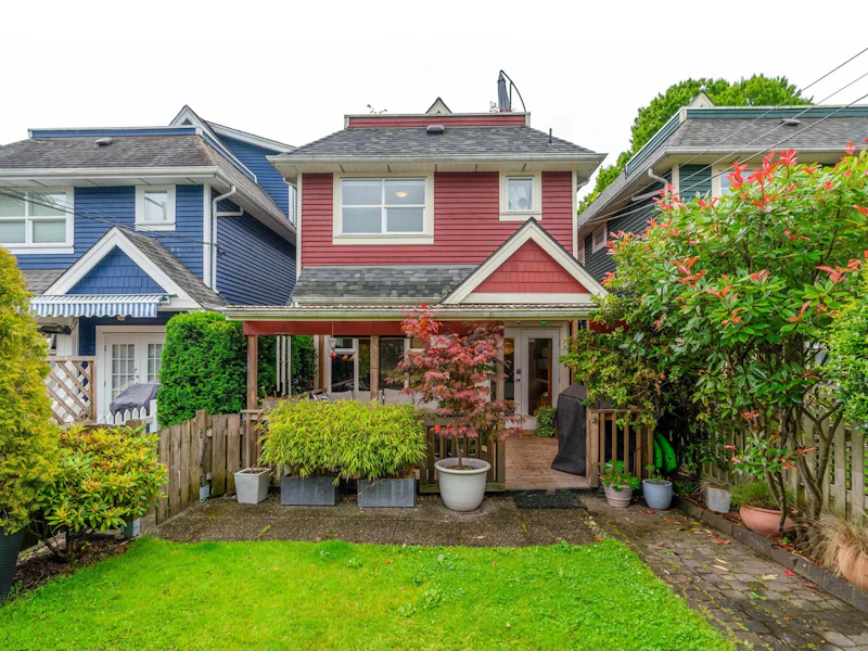 887 Prior Street, Vancouver BC V6A 2G9
