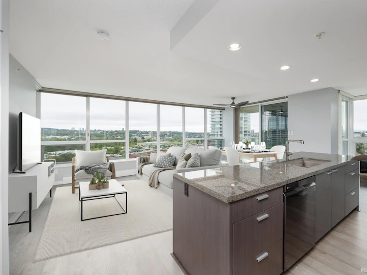 1604-2200 Douglas Road, Burnaby, BC, V5C 0G8