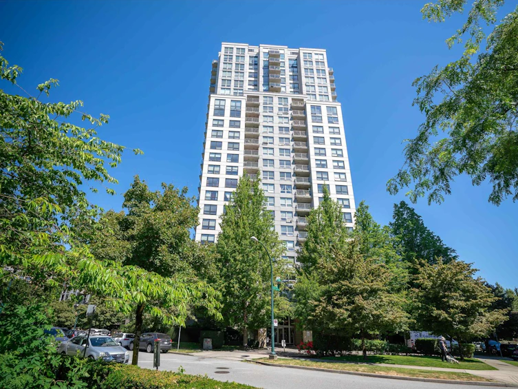 1007-3663 Crowley Drive, Vancouver, BC, V5R 6H4