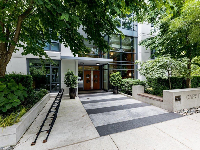 106 - 135 W 2nd Street, North Vancouver BC