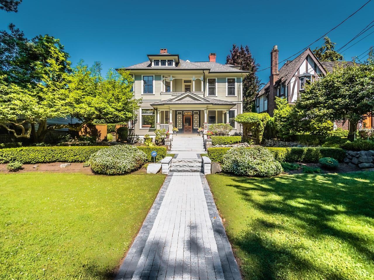 431 Queens Avenue, New Westminster, BC, V3L 1K2