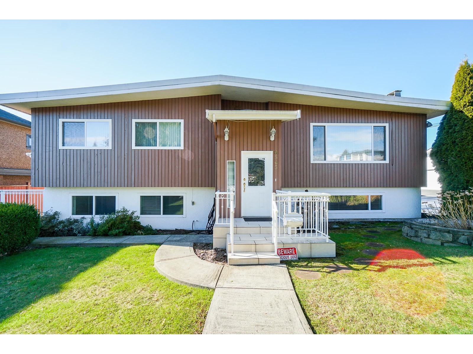 6565 Sumas Drive, Burnaby, BC, V5B 2V1