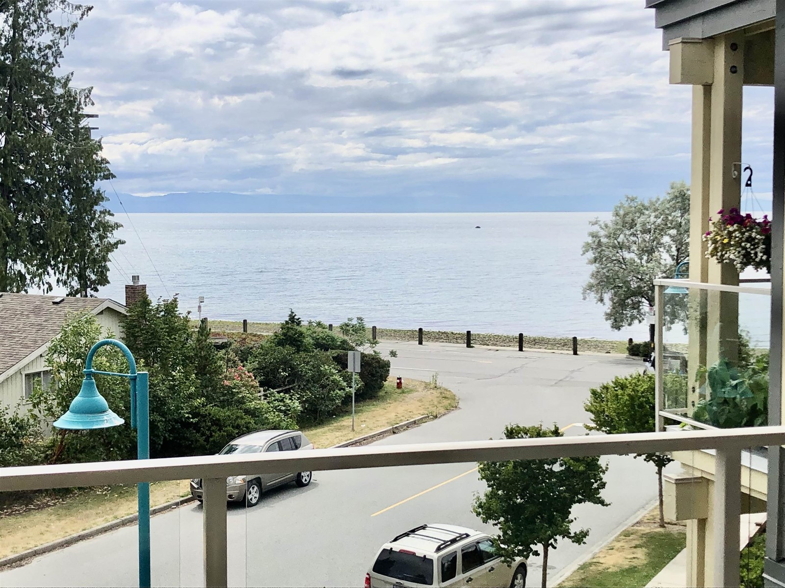 350-5160 Davis Bay Road, Sechelt, BC, V7Z 0H3