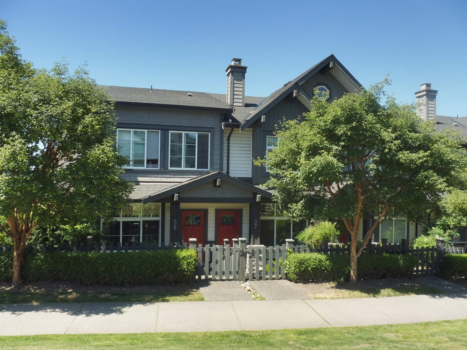 37-13819 232 Street, Maple Ridge, BC, V4R 0C7